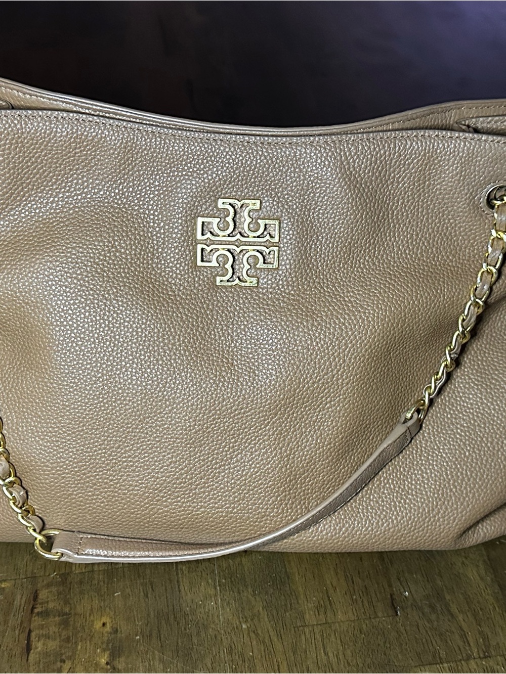 Tory Burch Pebbled Leather Shoulder Bag in Taupe with Gold Hardware